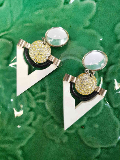 Vintage 1960s Black White Triangle Earrings Clip-On Mod Geometric