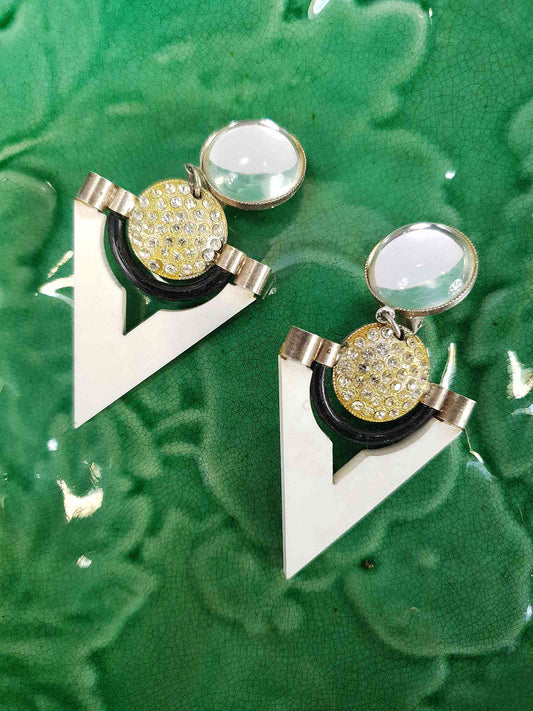 Vintage 1960s Black White Triangle Earrings Clip-On Mod Geometric