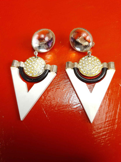 Vintage 1960s Black White Triangle Earrings Clip-On Mod Geometric