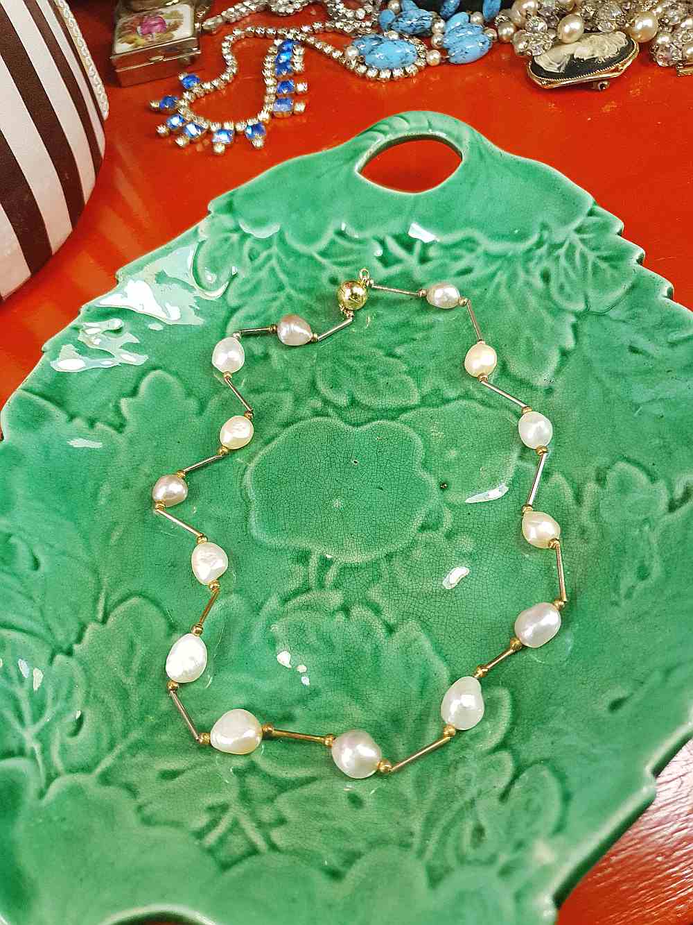 Vintage 1970s Freshwater Baroque Pearl Necklace White Lilac Peach Pearls