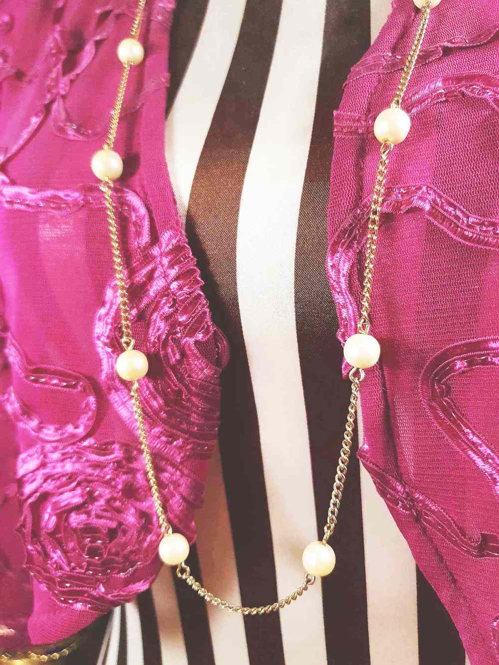 Vintage 1970s Sarah Coventry Faux Pearl Necklace Retro