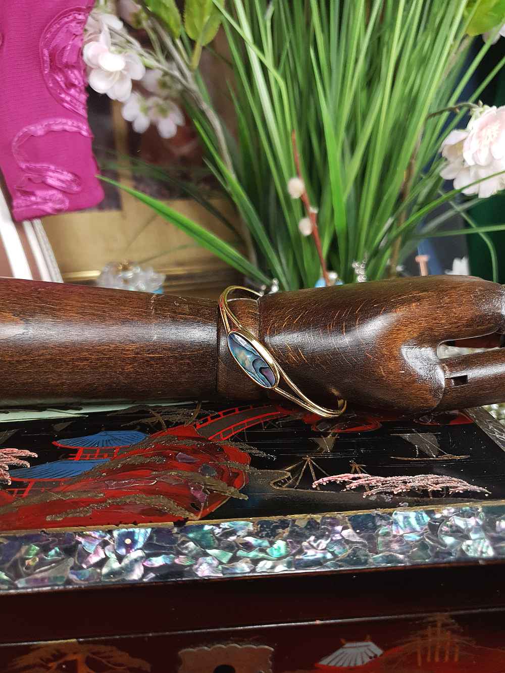 Vintage 1980s Abalone Shell Bracelet Bangle - Gold-Plated