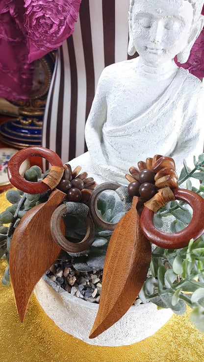 Vintage 1980s Statement Boho Dangle Earrings Clip On Wood Bohemian Artisan