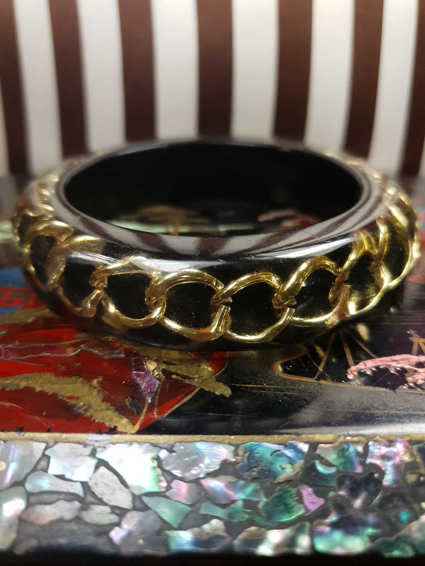 Vintage 1980s Lucite Gold Chain Bangle Bracelet Modernist