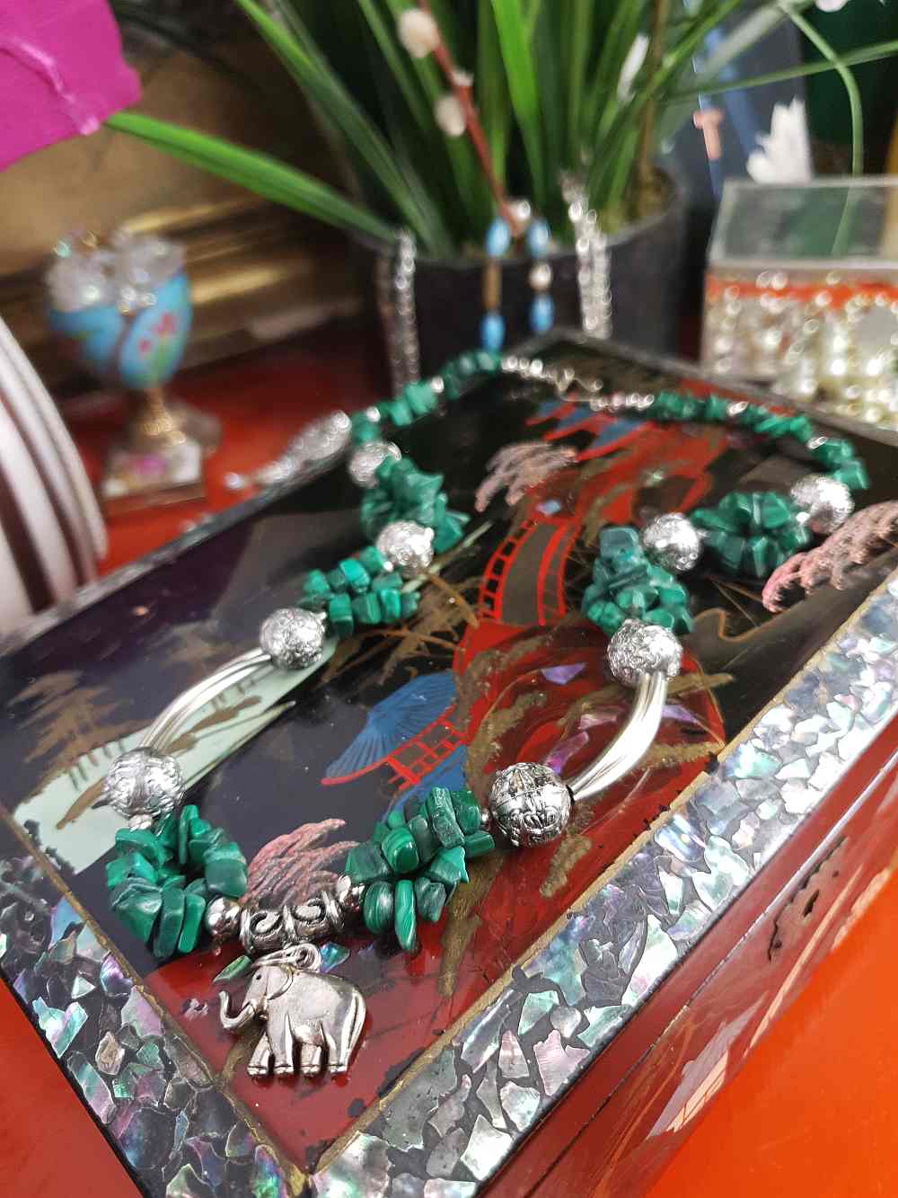 Vintage 1980s Malachite Boho Elephant Necklace Bohemian