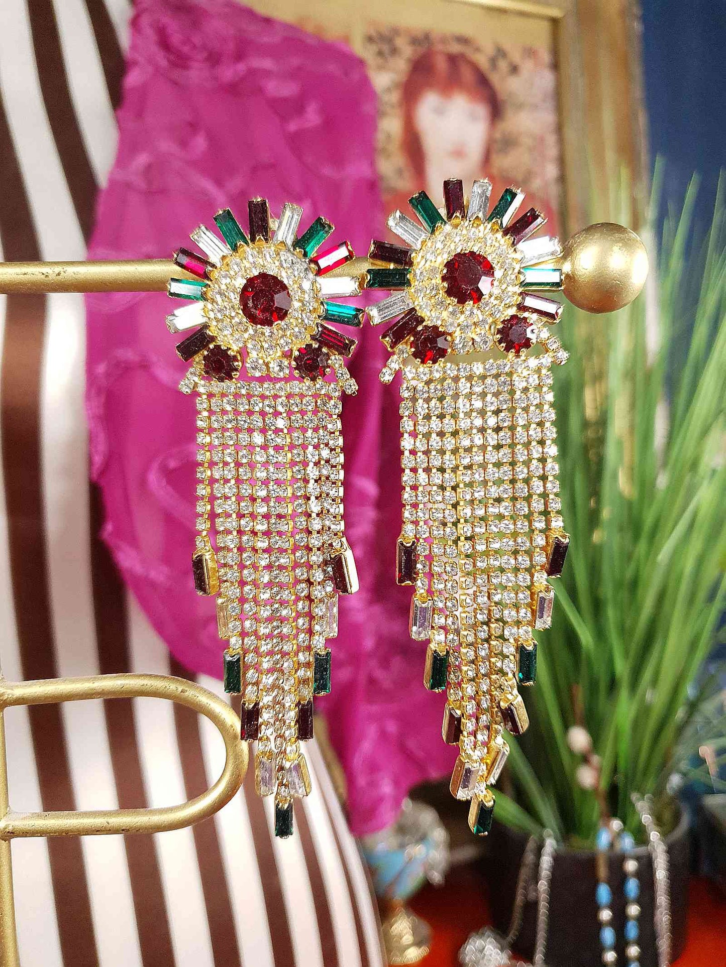 Vintage 1980s Red Green Rhinestone Dangle Earrings Art Deco Style