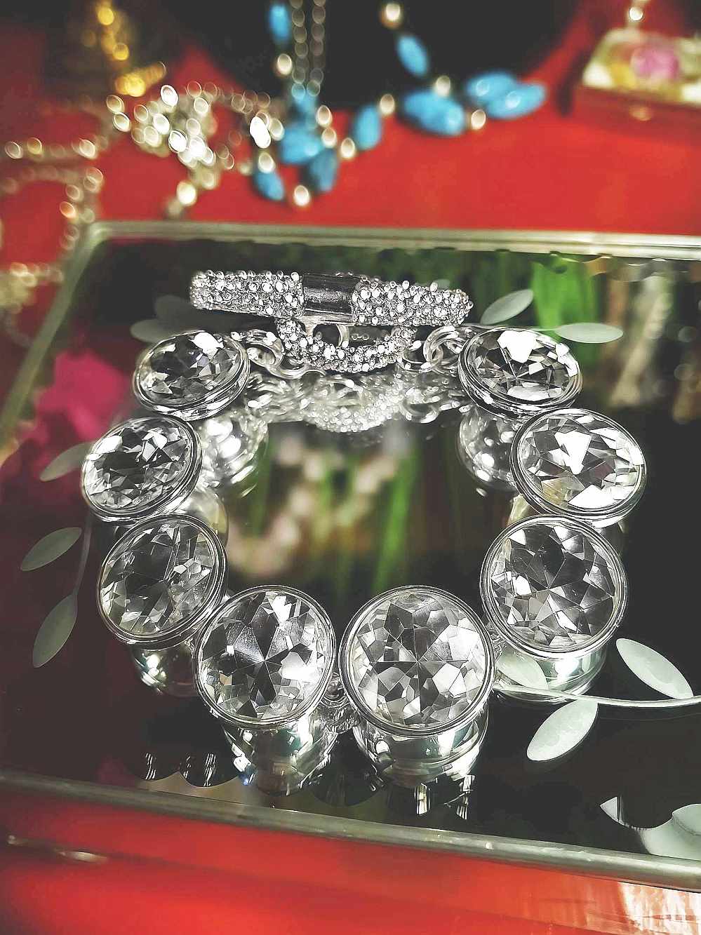 Vintage 1980s Statement Crystal Rhinestone Bracelet Toggle Silver-Tone