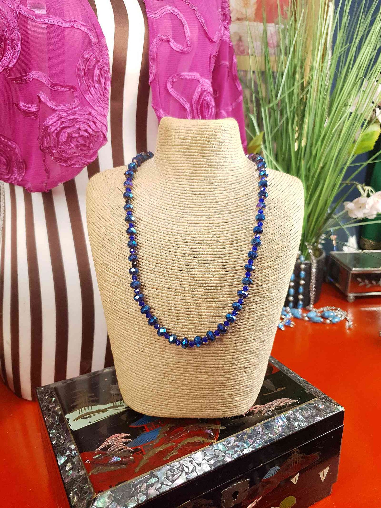 Vintage 90s Blue Aurora Borealis Glass Bead Necklace AB