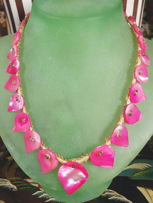 Vintage 1930s Art Deco Mother Of Pearl Necklace 16" Choker Cerise Pink