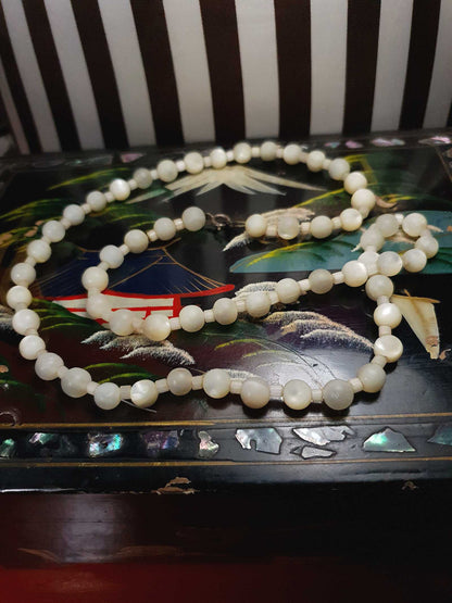 Vintage 1930s Mother of Pearl Necklace Art Deco MOP