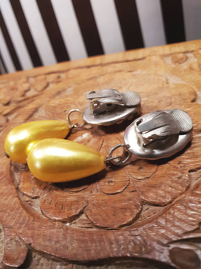 Vintage Orange Yellow Dangle Pearl Earrings 1950s Drop Crackle Glass Clip-On Mid-Century