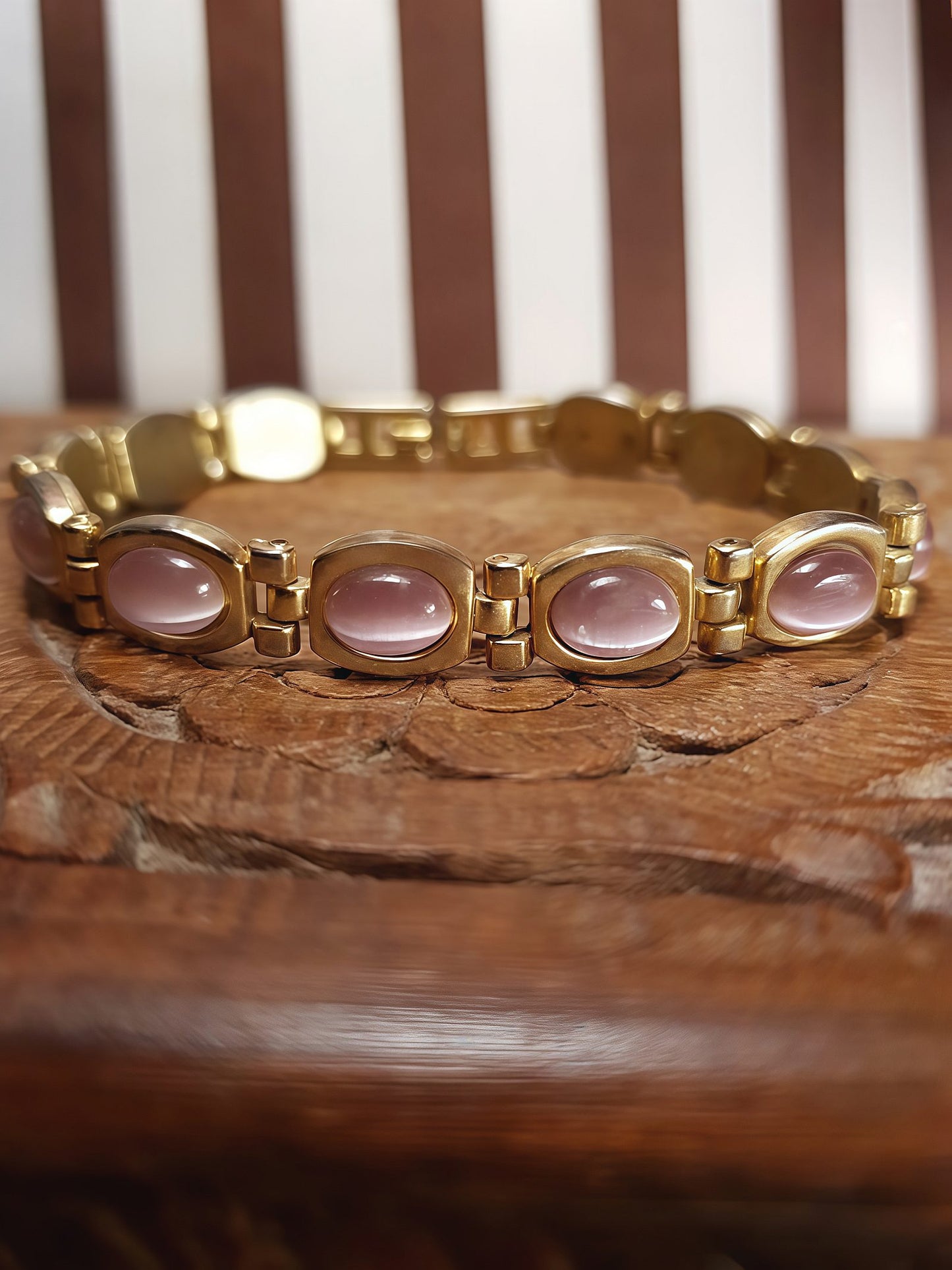 Vintage 1950s Bracelet Lilac Moonglow Mid-Century Gold-Tone MCM