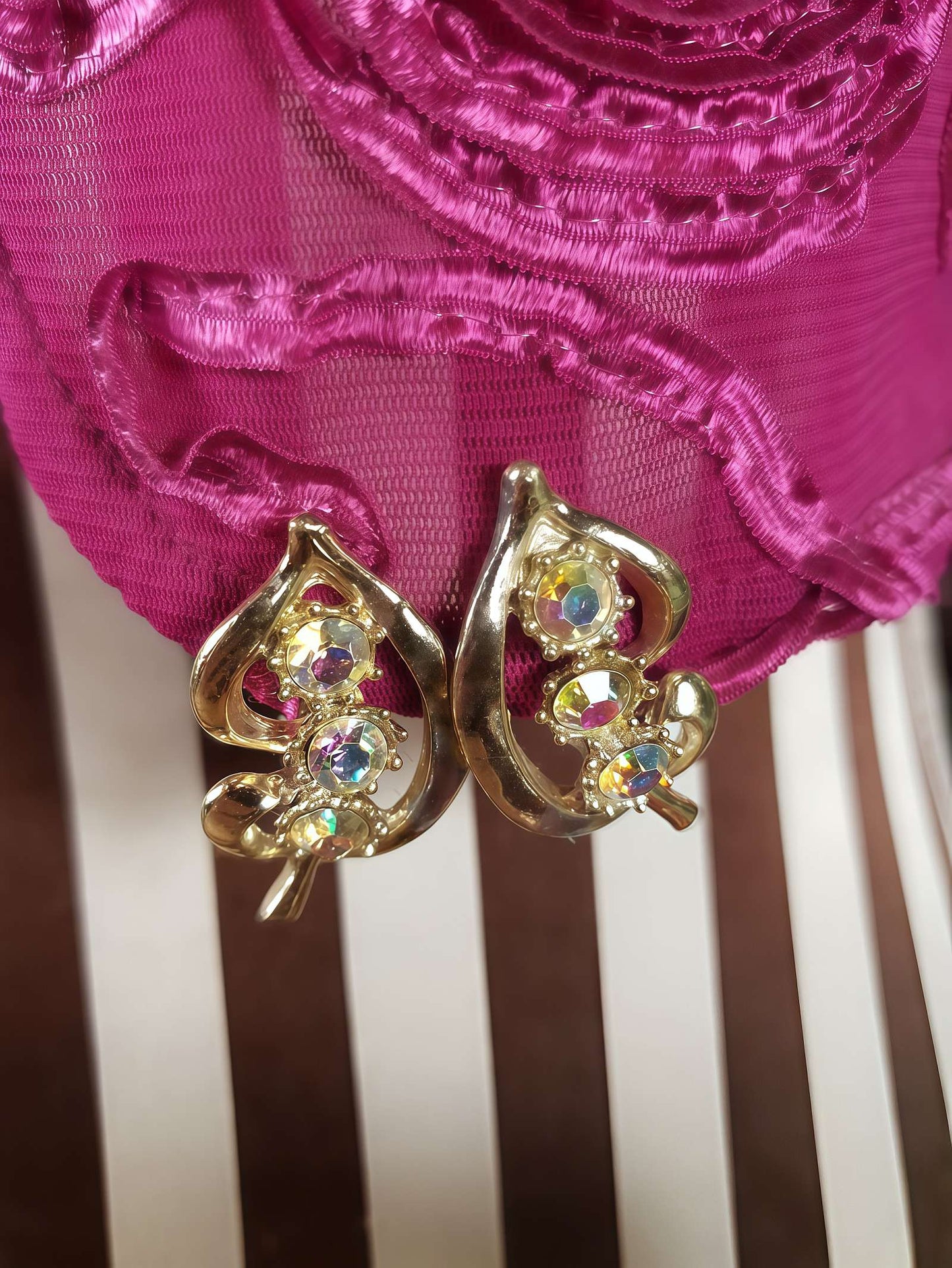 Vintage 1960s Aurora Borealis Leaf Earrings AB Rhinestone Clip-Ons Retro