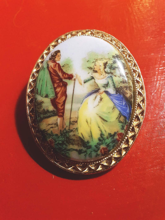 Vintage 1950s Courting Couple Brooch Porcelain Oval