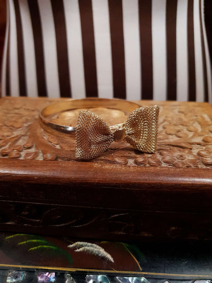 Vintage 1970s Bow Bracelet Bangle Gold Tone Retro