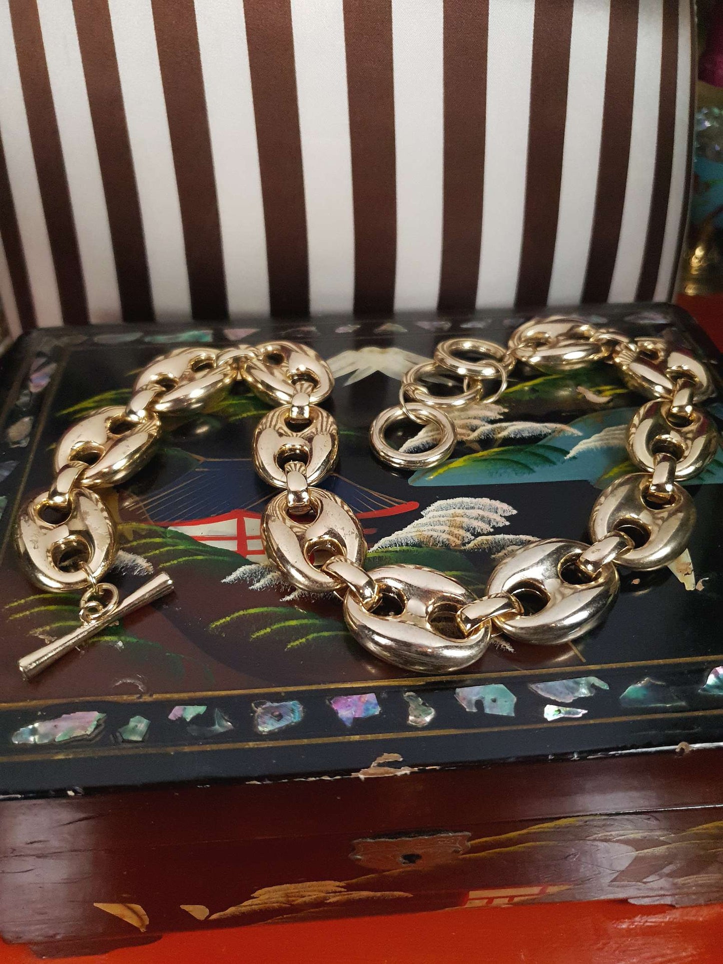 Vintage 1970s Chunky Chain Necklace Choker 16"-18" Modernist Gold Tone Retro