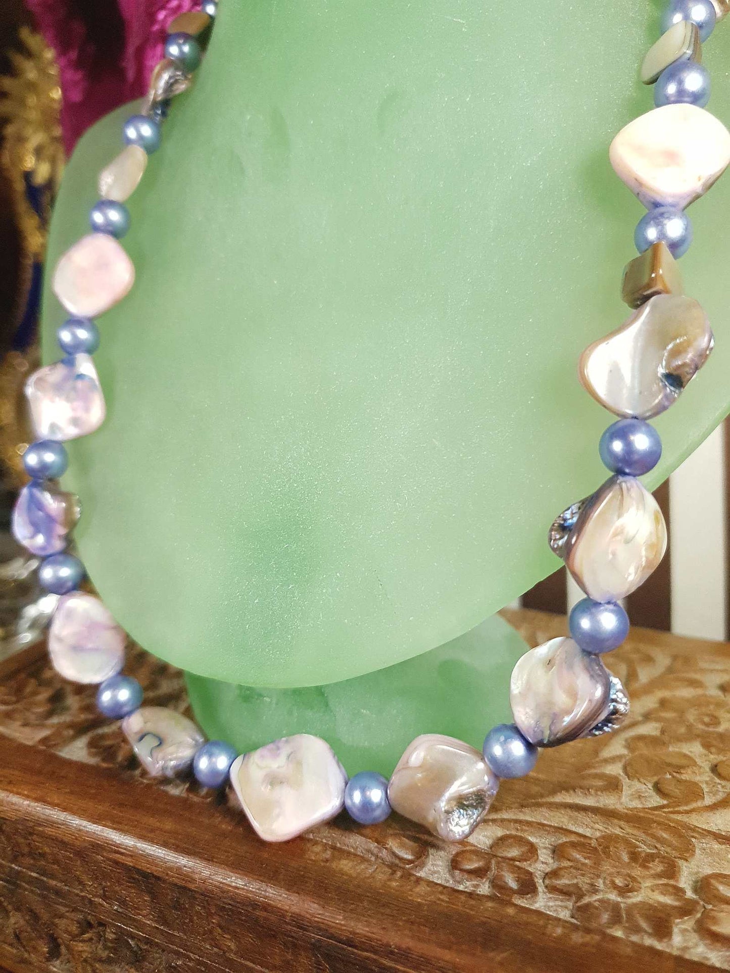 Vintage 1970s Abalone Shell Necklace 20" Purple Glass Pearl Boho