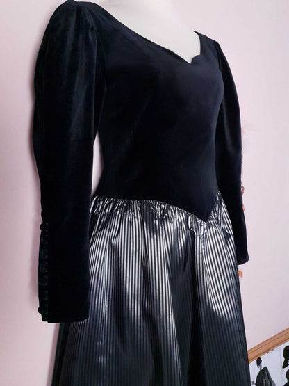 Fabulous Vintage 1980s Laura Ashley Black Velvet and Taffeta Dress - Size 8/10