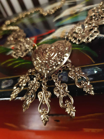 Vintage 1980s Filagree Heart Boho Necklace Bohemian Scrollwork