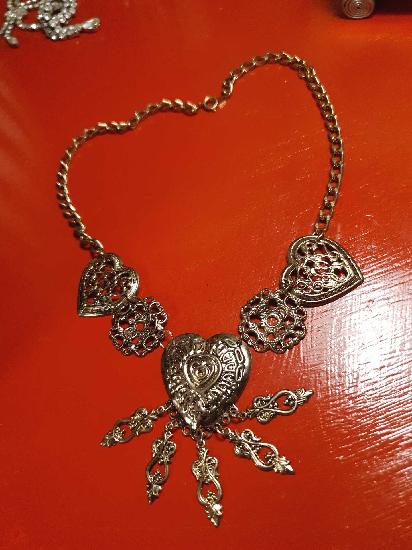 Vintage 1980s Filagree Heart Boho Necklace Bohemian Scrollwork