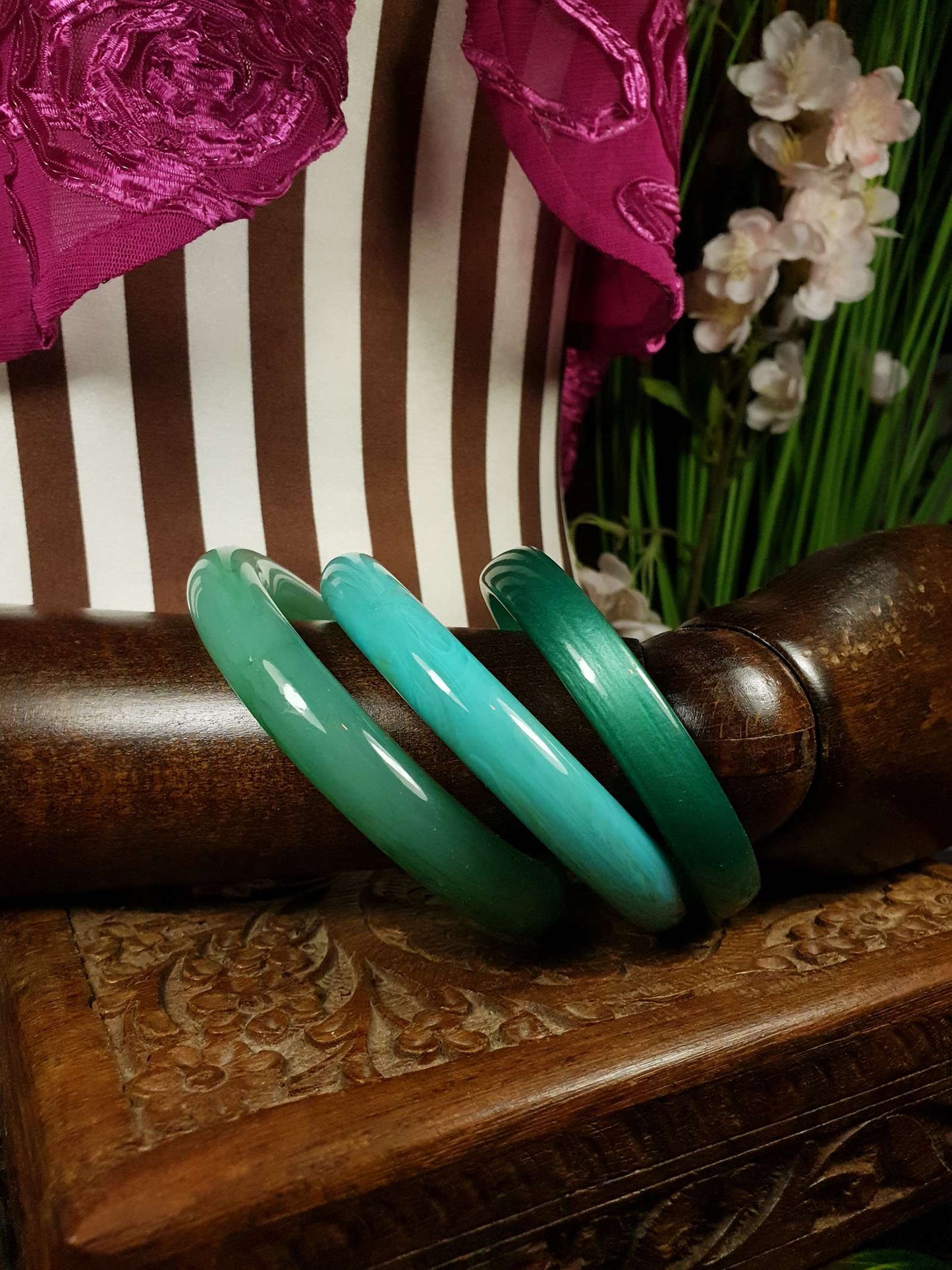 Vintage 1970s Green Resin Bangles Bracelet Set Of Three Retro Aqua Turquoise