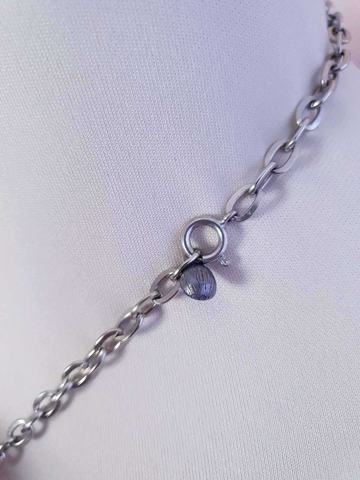 Vintage 1970s Pewter Ornate Leaf Lilac Stone Necklace