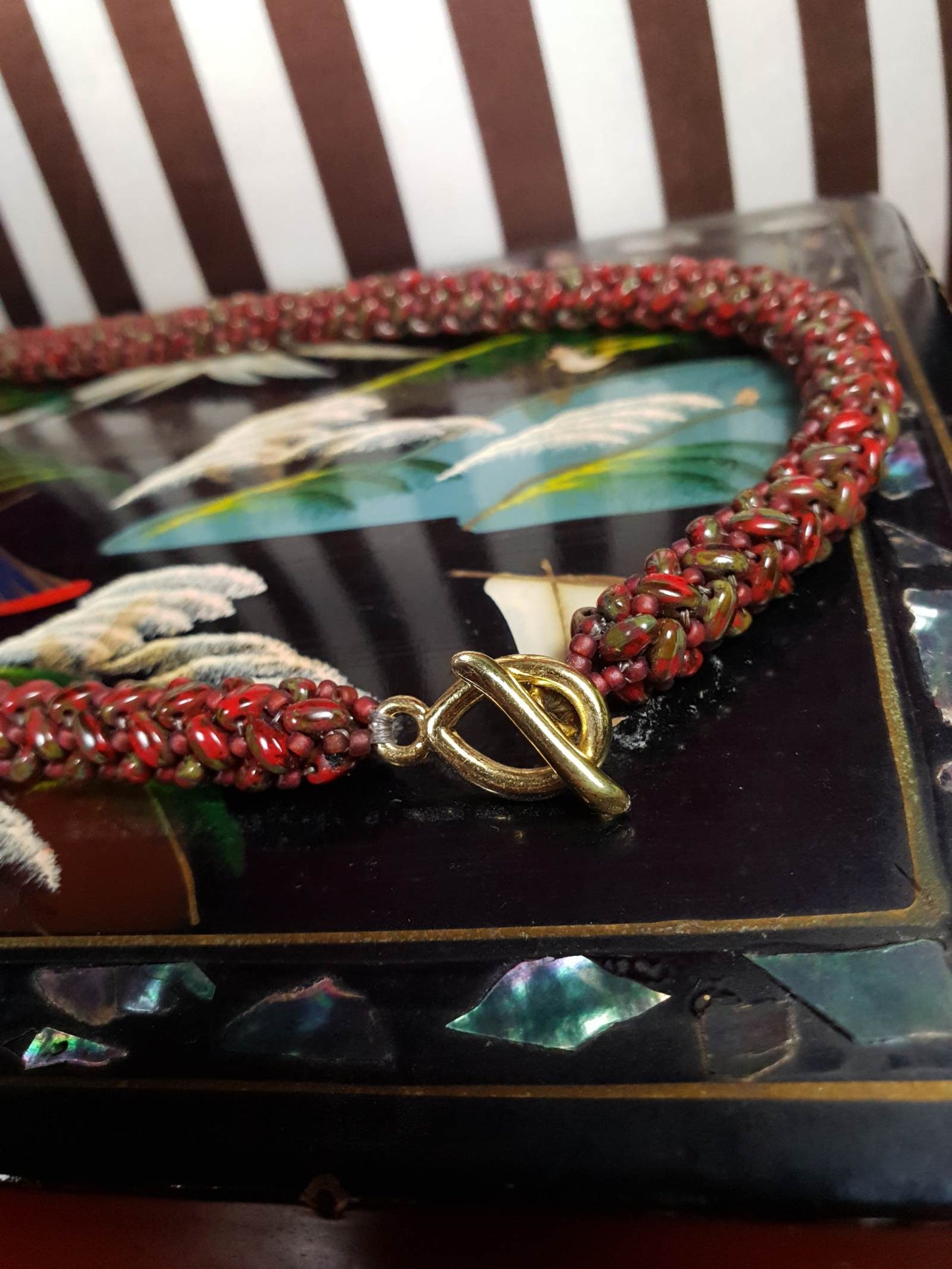 Vintage Red Green Art Glass Necklace Woven Retro 1970s