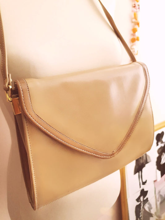 Vintage 1970s Tan Brown Shoulder Bag Handbag Retro